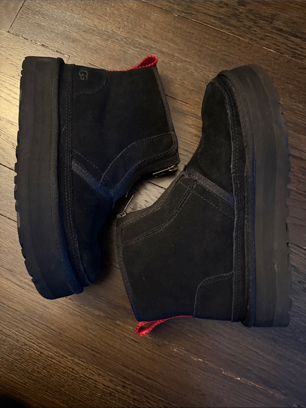 ugg neumel platform zip